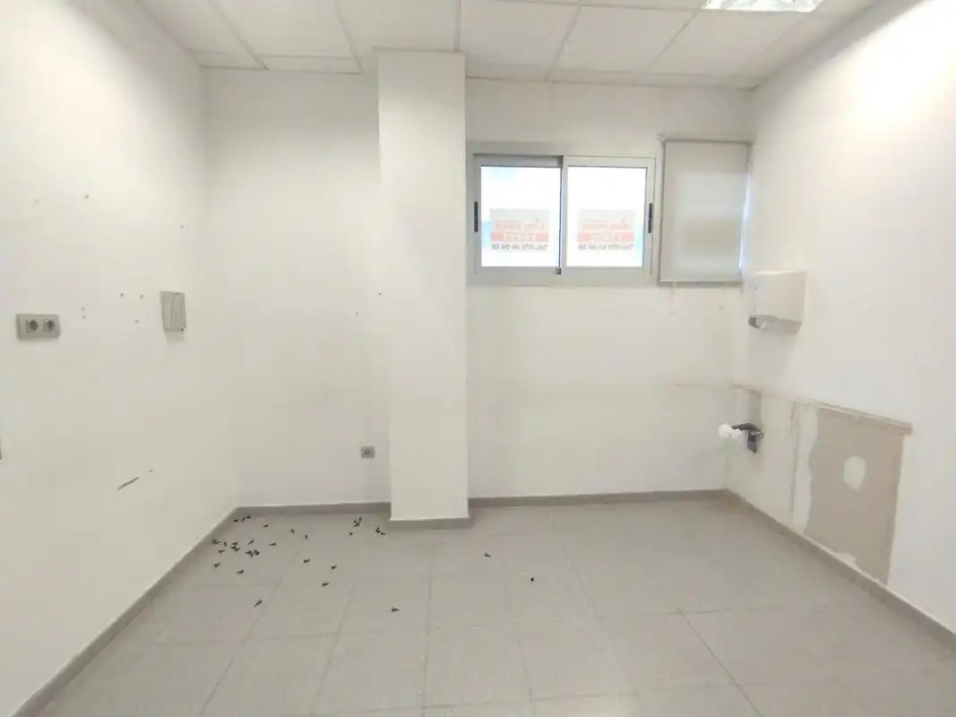 Local comercial en venda a Calle de Felisa Gale, imagen 18