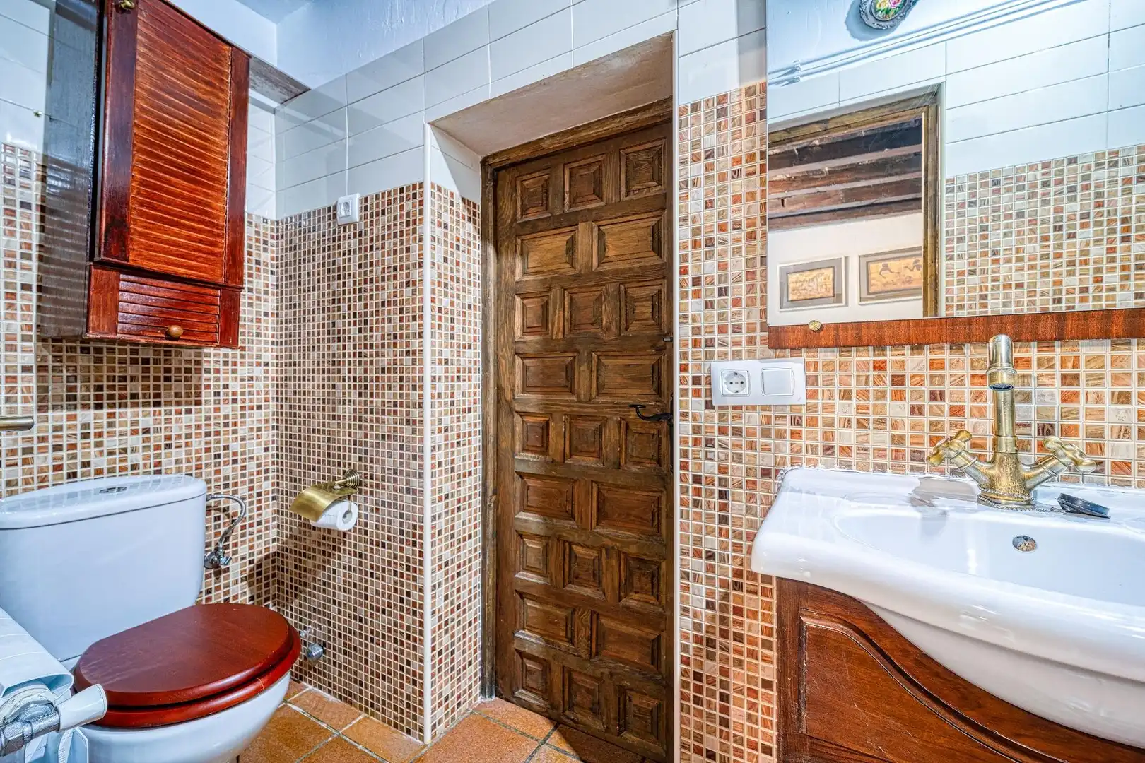 Badezimmer von Wohnungen zum Verkauf in Cuenca mit Heizung, Abstellraum und Möbliert