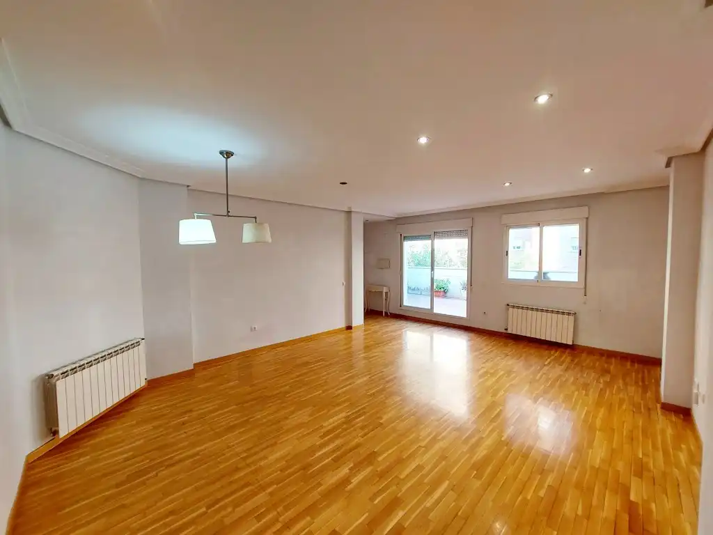 Sala d'estar de Dúplex en venda en Badajoz