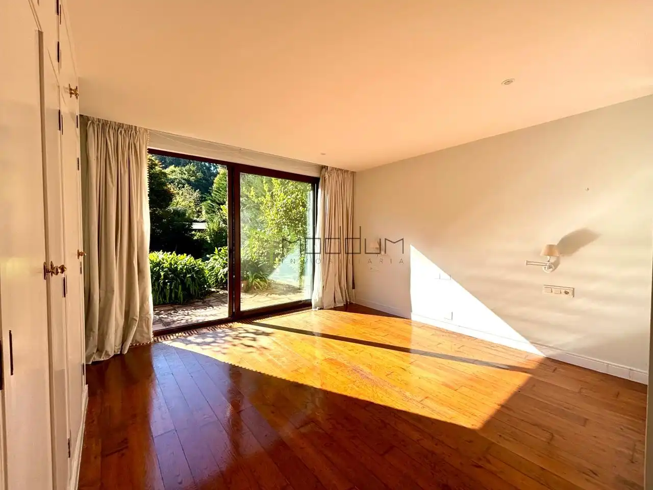 Außenansicht von Haus oder Chalet zum Verkauf in Ames mit Heizung, Privatgarten und Terrasse