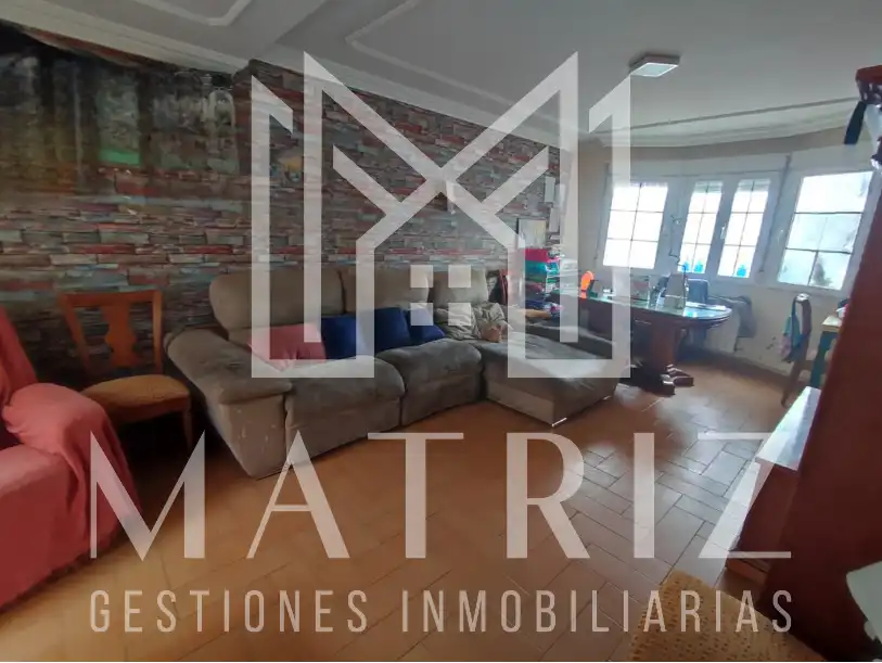 House for sale in Avenida Juan Carlos I