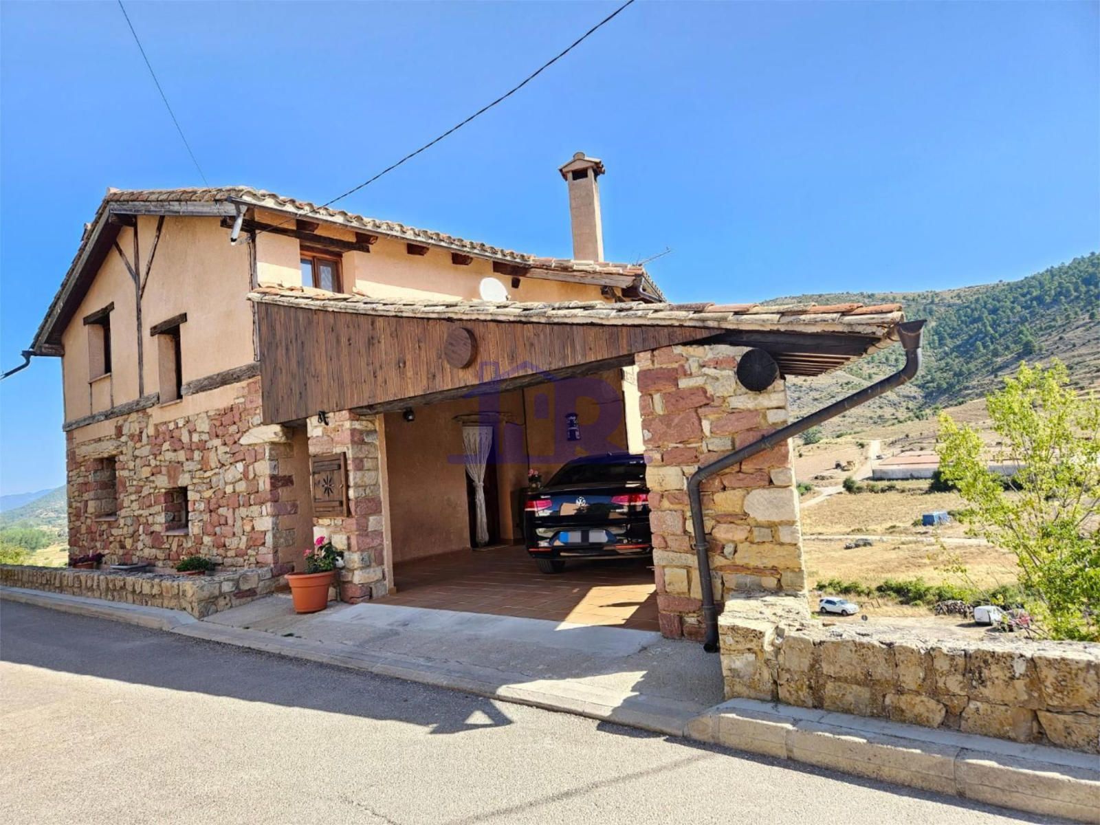 Exterior view of House or chalet for sale in Valdemeca  with Heating, Private garden and Parquet flooring
