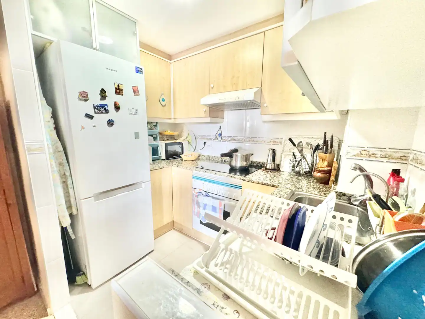 Cuina de Apartament de lloguer en Canet d'En Berenguer amb Aire condicionat, Terrassa i Moblat