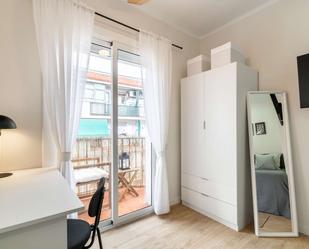 Bedroom of Flat to share in  Barcelona Capital  with Air Conditioner and Terrace