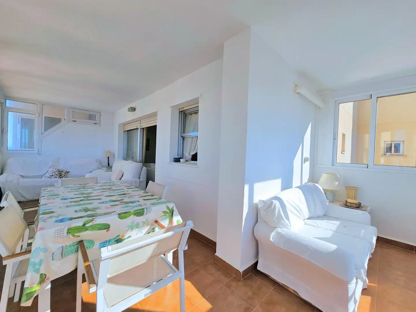 Comedor de Piso en venta en La Manga del Mar Menor con Terraza y Piscina comunitaria