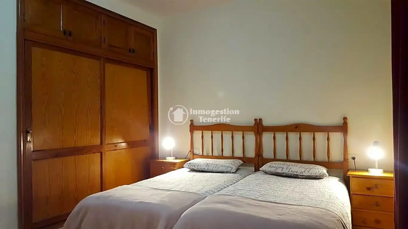 Habitación de Apartamento de alquiler en Arona con Terraza, Amueblado y Balcón