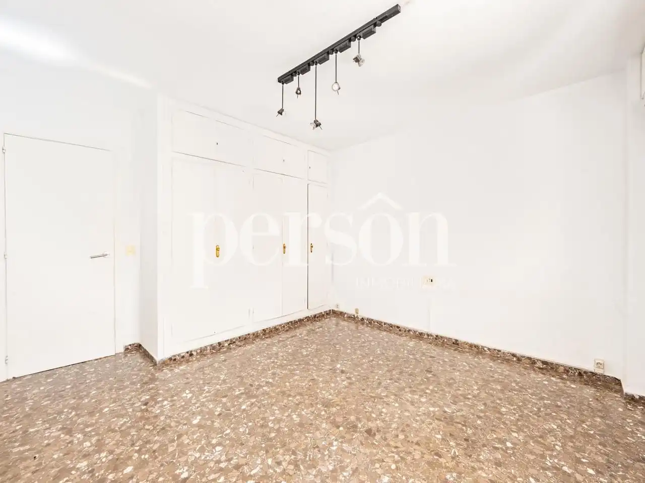 Habitación de Piso de alquiler en Valencia con Aire acondicionado y Terraza