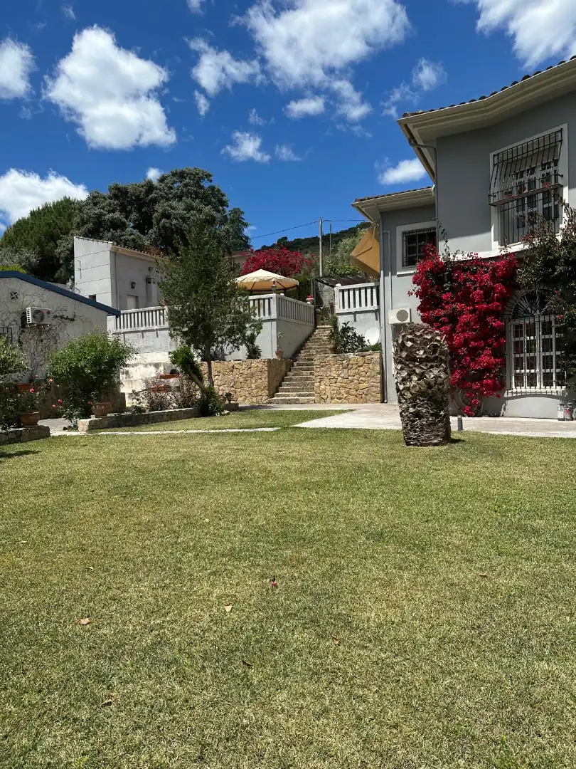 Houses for sale in Poniente-Norte - Miralbaida - Parque Azahara