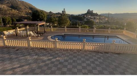 Foto 2 de Casa o xalet en venda a Petrer, Alicante