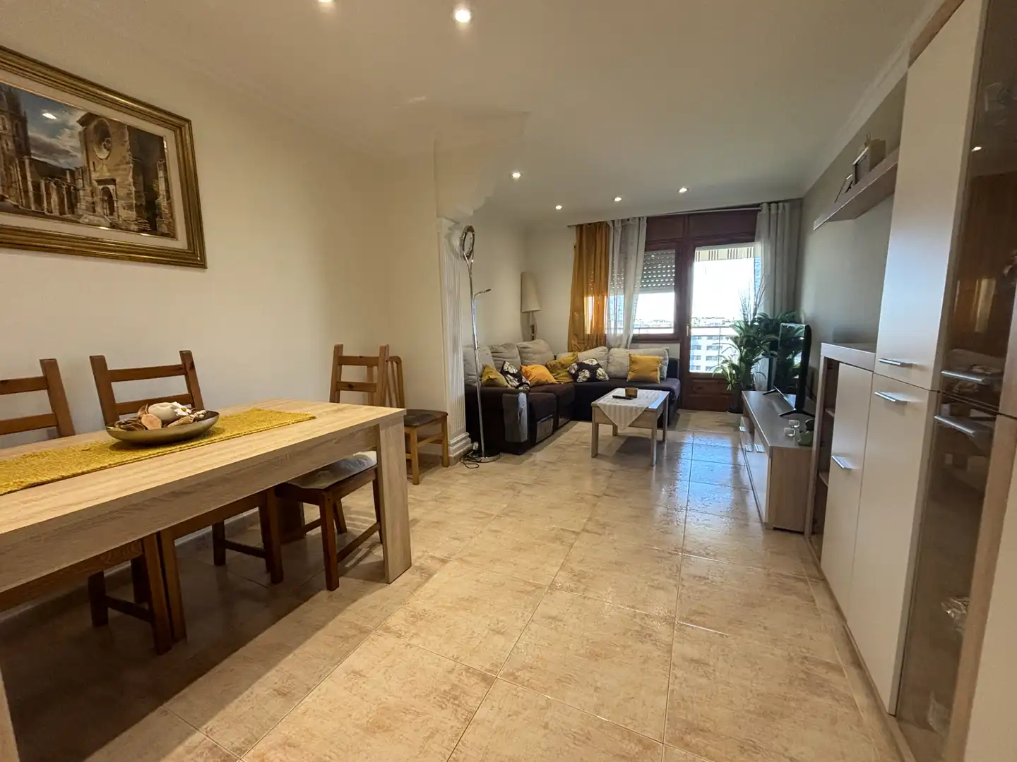 Sala d'estar de Pis en venda en Lleida amb Calefacció, Forn i Balcó