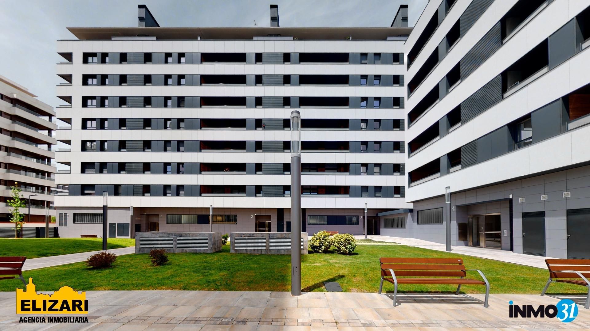 Exterior view of Attic for sale in  Pamplona / Iruña  with Heating, Terrace and Storage room
