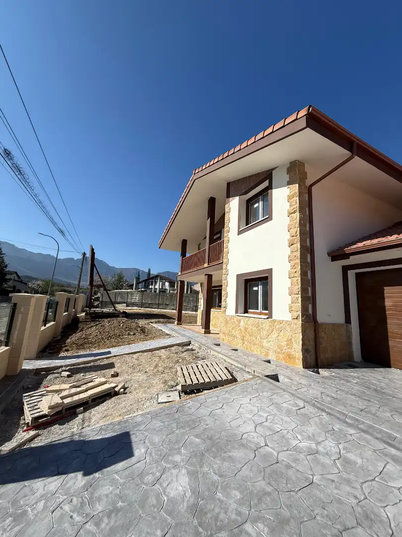 Calle los Rollos, 1, Valle de Mena