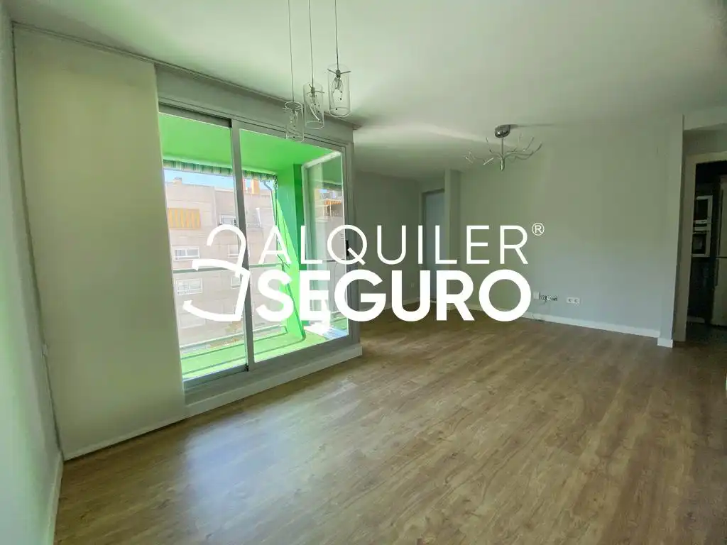 Flat for rent in Madrid  with Air Conditioner, Heating and Terrace