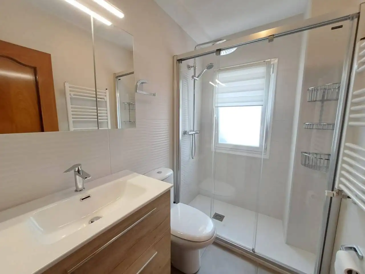 Bathroom of Flat for sale in Burgos  with Heating