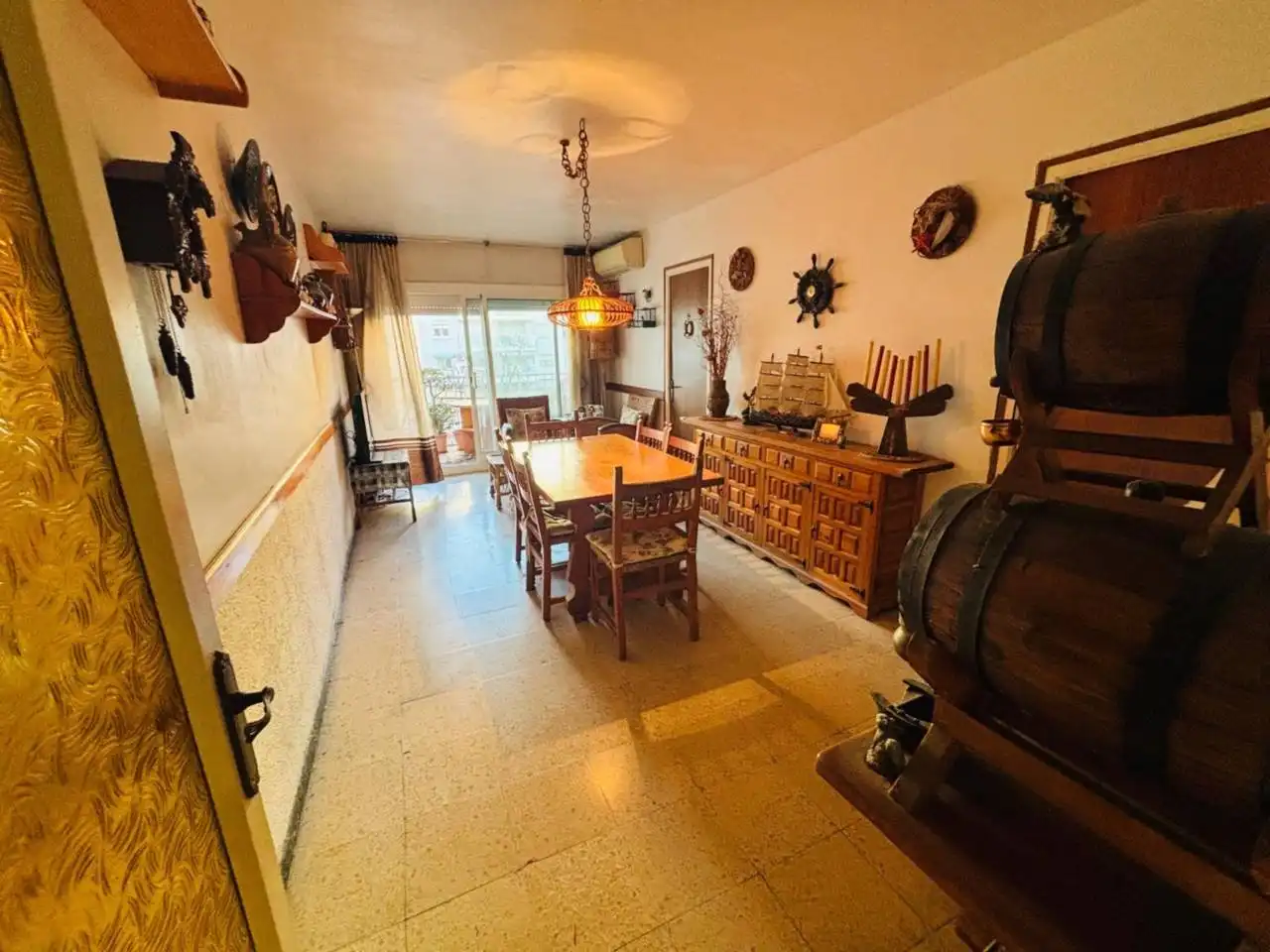 Comedor de Piso en venta en Vilanova i la Geltrú con Balcón