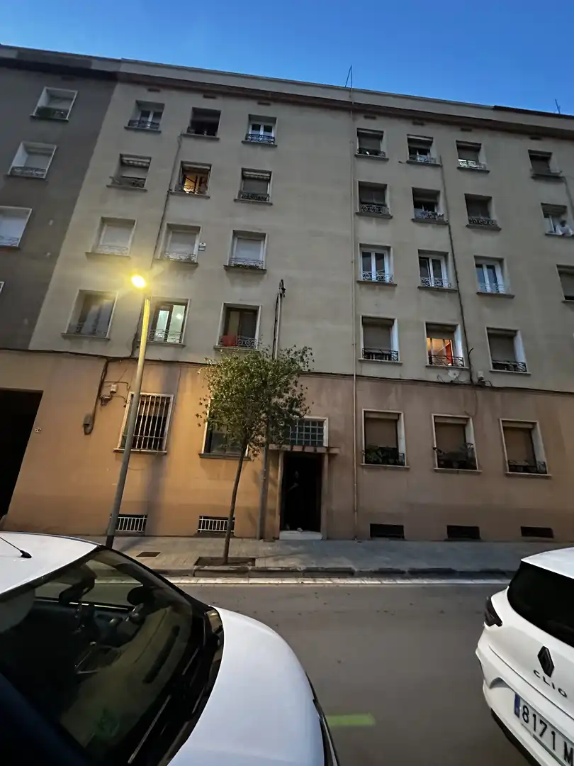 Vista exterior de Pis en venda en Esplugues de Llobregat