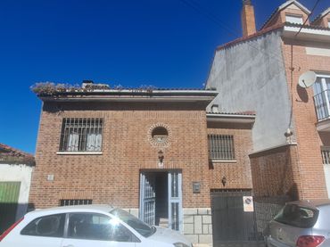 Haus zum Verkauf in Calle Talamanca 10