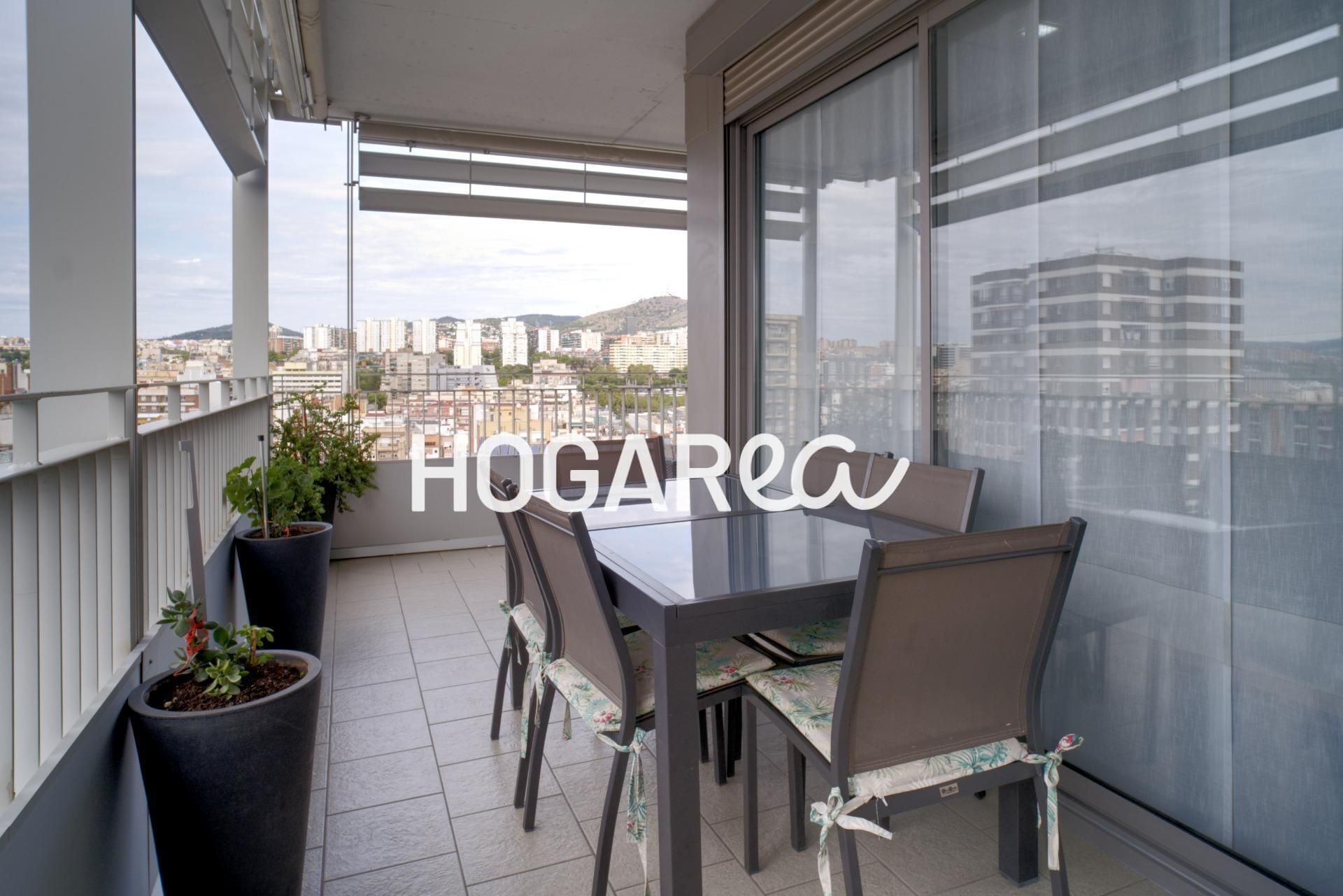 Terrassa de Àtic en venda en L'Hospitalet de Llobregat amb Aire condicionat, Calefacció i Terrassa