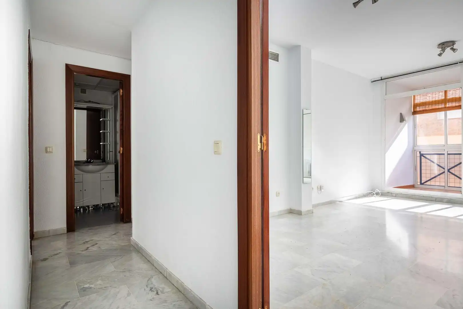 Piso en venta en Alcalá de Guadaira con Aire acondicionado, Terraza y Balcón