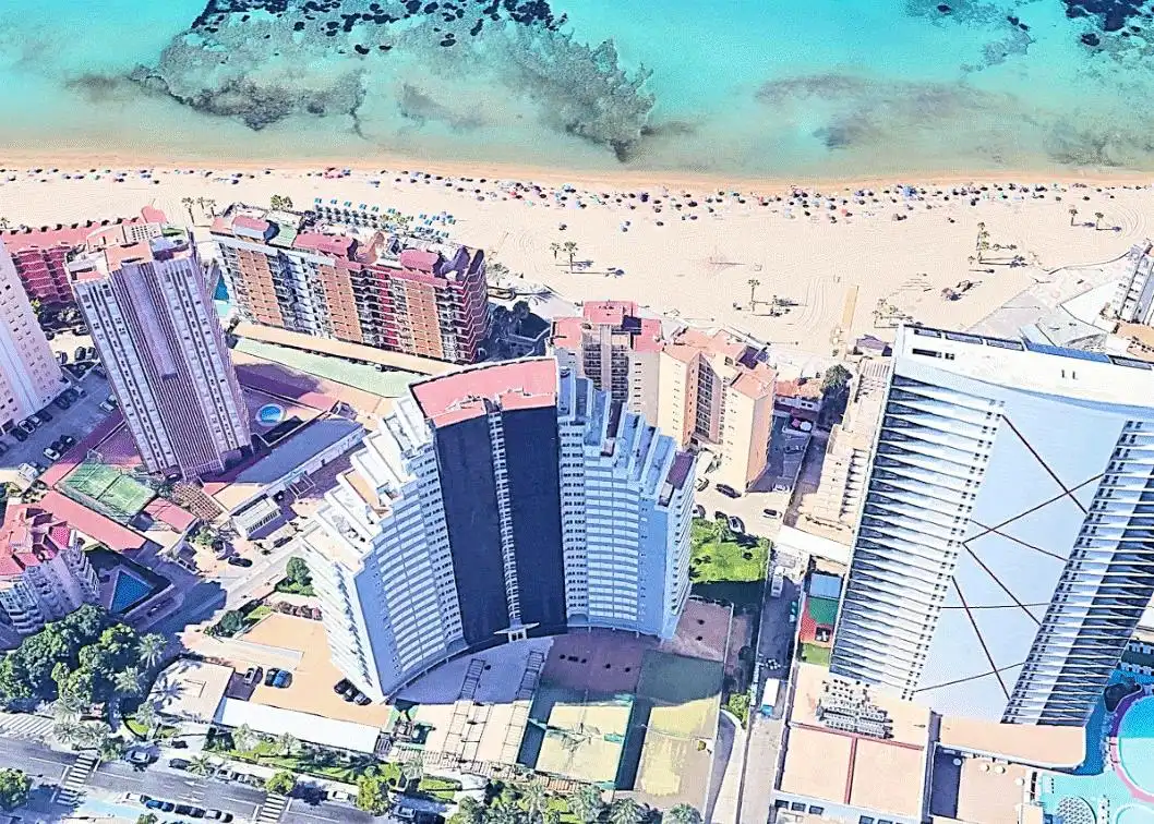 Apartamento con piscina en venta en Calle Dinamarca, imagen 21