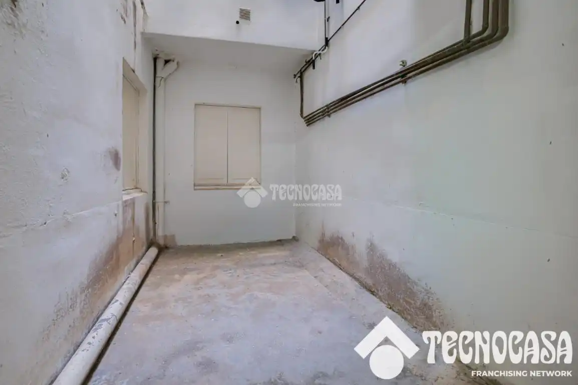 Local comercial en venda a Centre, imagen 18