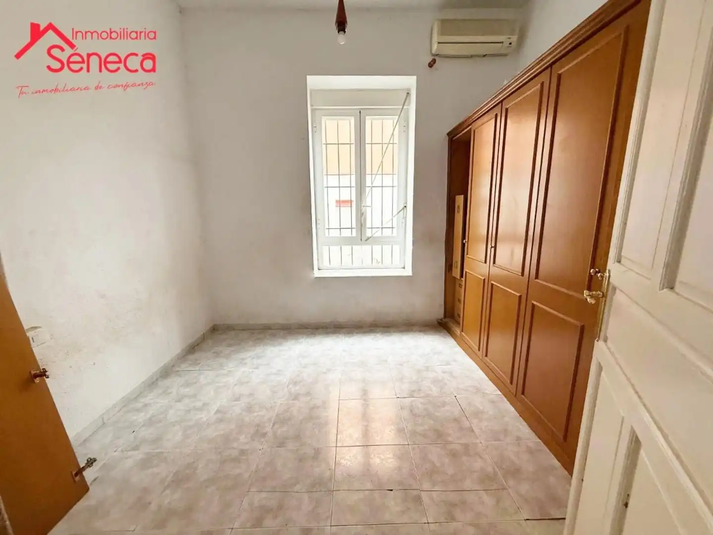 Bedroom of Houses for sale in Córdoba  with Swimming Pool