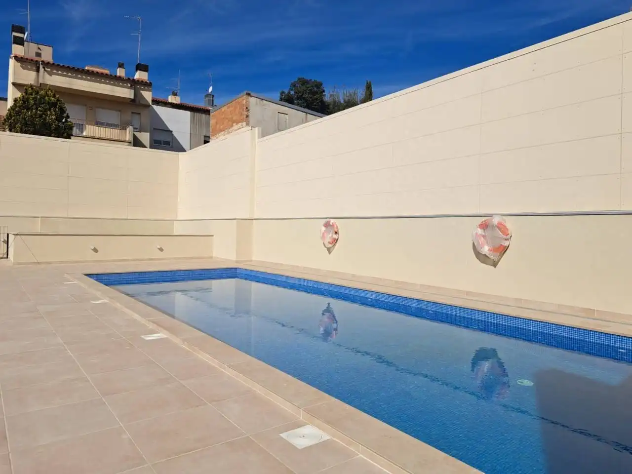 Piscina de Piso de alquiler en Sabadell con Aire acondicionado, Calefacción y Parquet