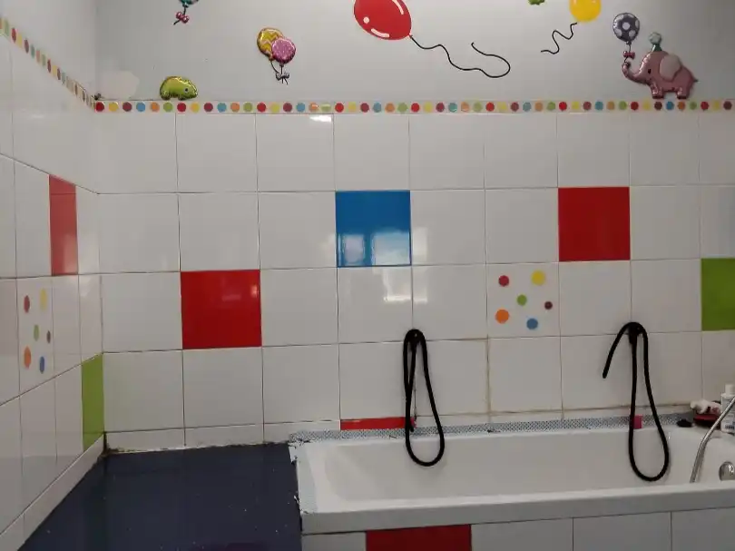 Gewerbefläche zur Übernahme in AV. CORTES VALENCIANAS 24, imagen 4
