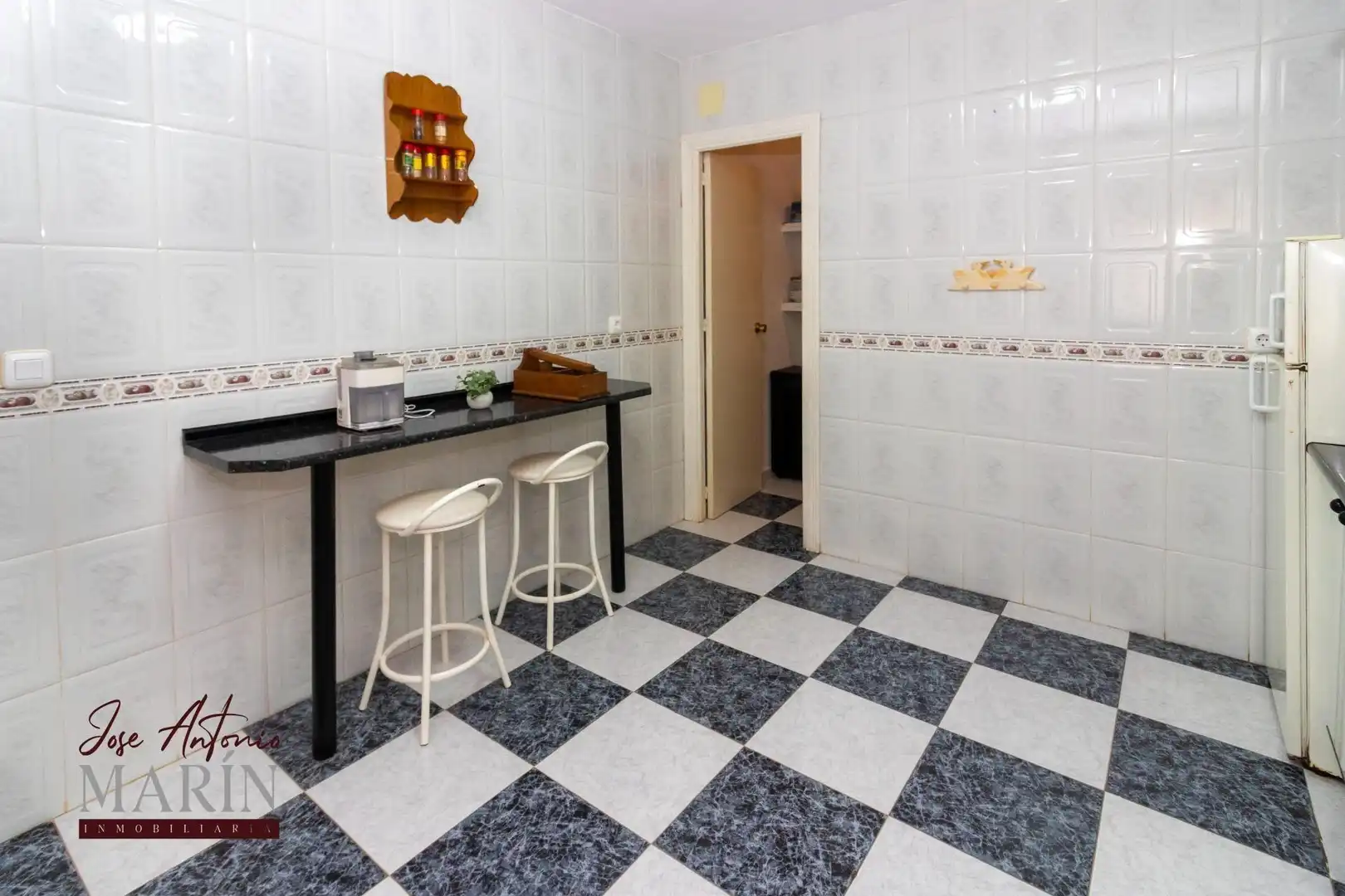 Cocina de Casa o chalet en venta en Badajoz con Aire acondicionado, Jardín privado y Piscina
