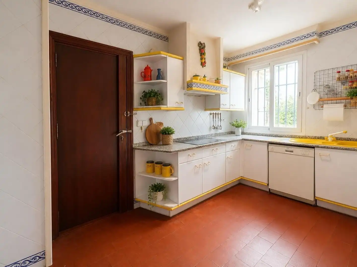 Kitchen of Flat for sale in Algeciras