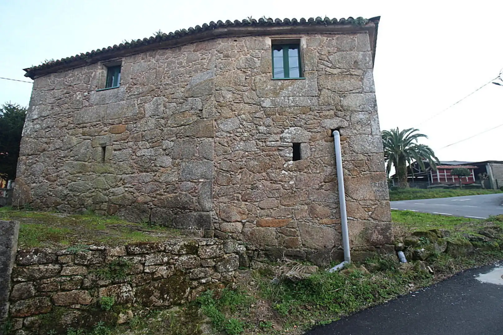 Vista exterior de Casa o xalet en venda en Coirós amb Jardí privat