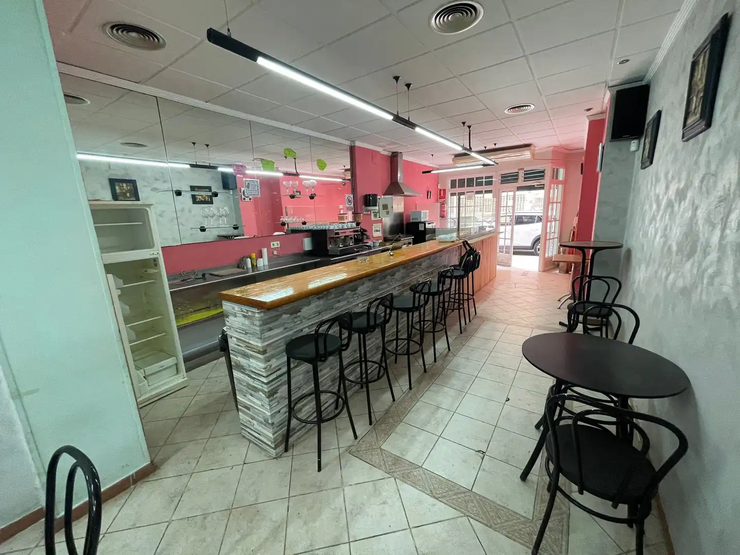 Locale commerciale in vendita a Carrer de les Useres, imagen 23