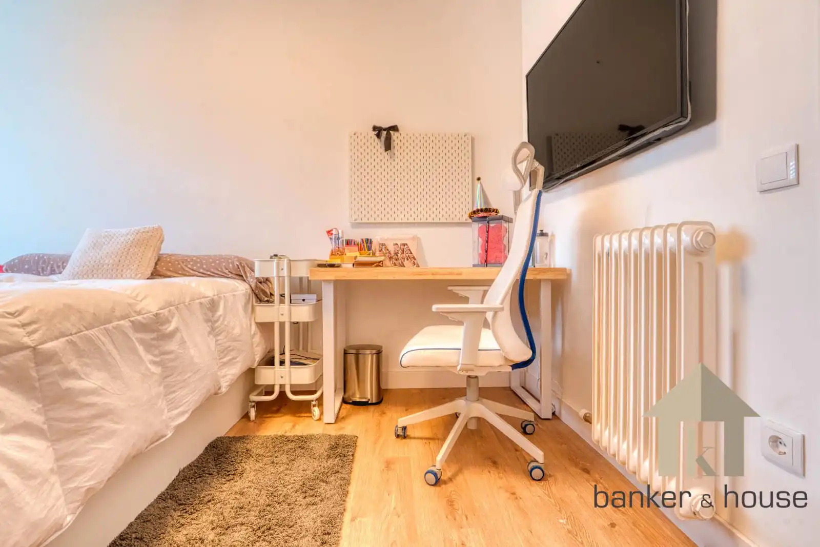 Bedroom of Detached homes for sale in Cerdanyola del Vallès  with Air Conditioner, Heating and Private garden