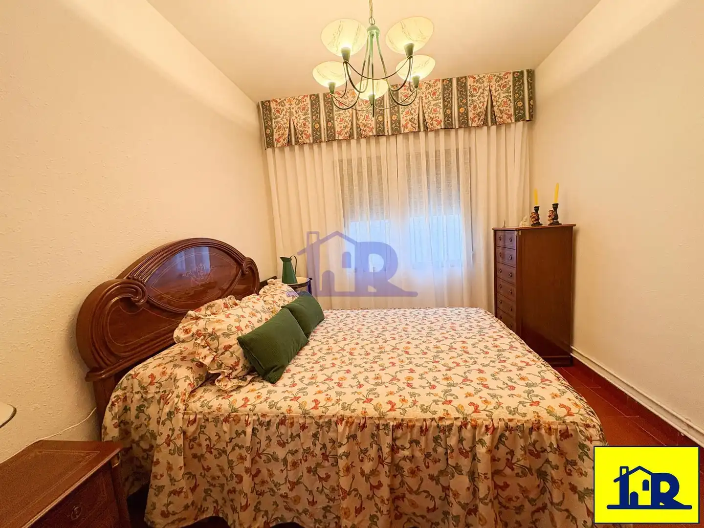 Bedroom of Houses for sale in Fuentes, Cuenca