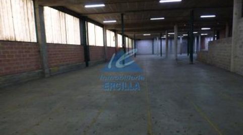 Pabellón en primera linea