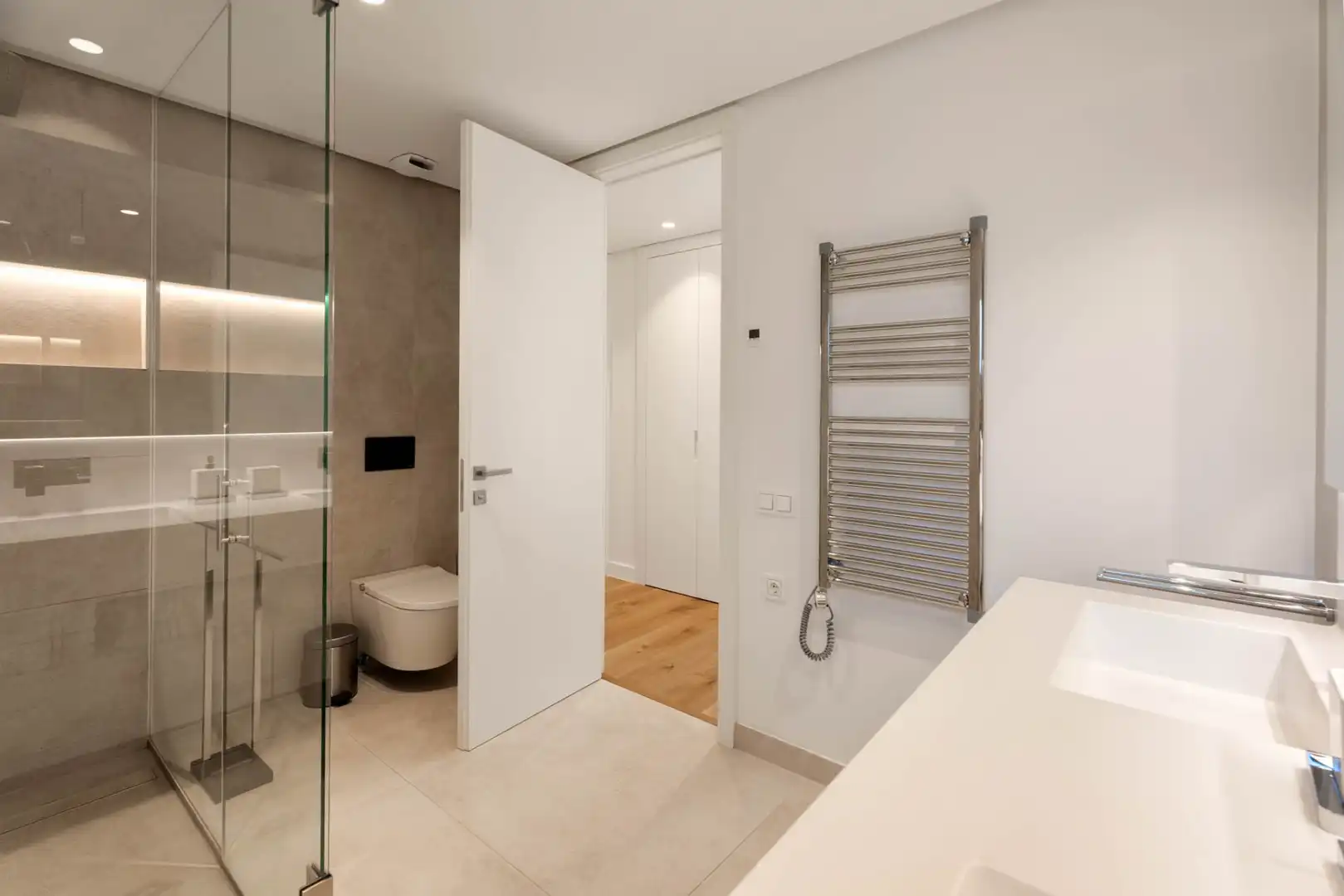 Baño de Planta baja en venta en Ojén con Aire acondicionado, Jardín privado y Terraza
