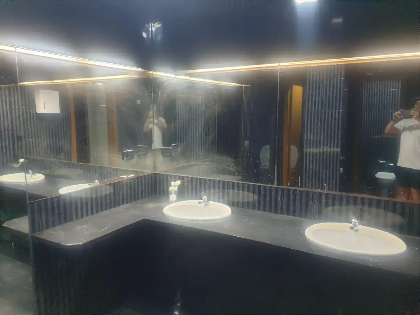 Badezimmer von Geschaftsraum zur Miete in Ourense Capital  mit Klimaanlage und Möbliert