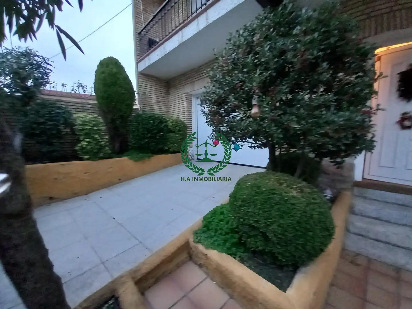 Vista exterior de Casa o chalet en venta en Venturada con Calefacción, Jardín privado y Terraza