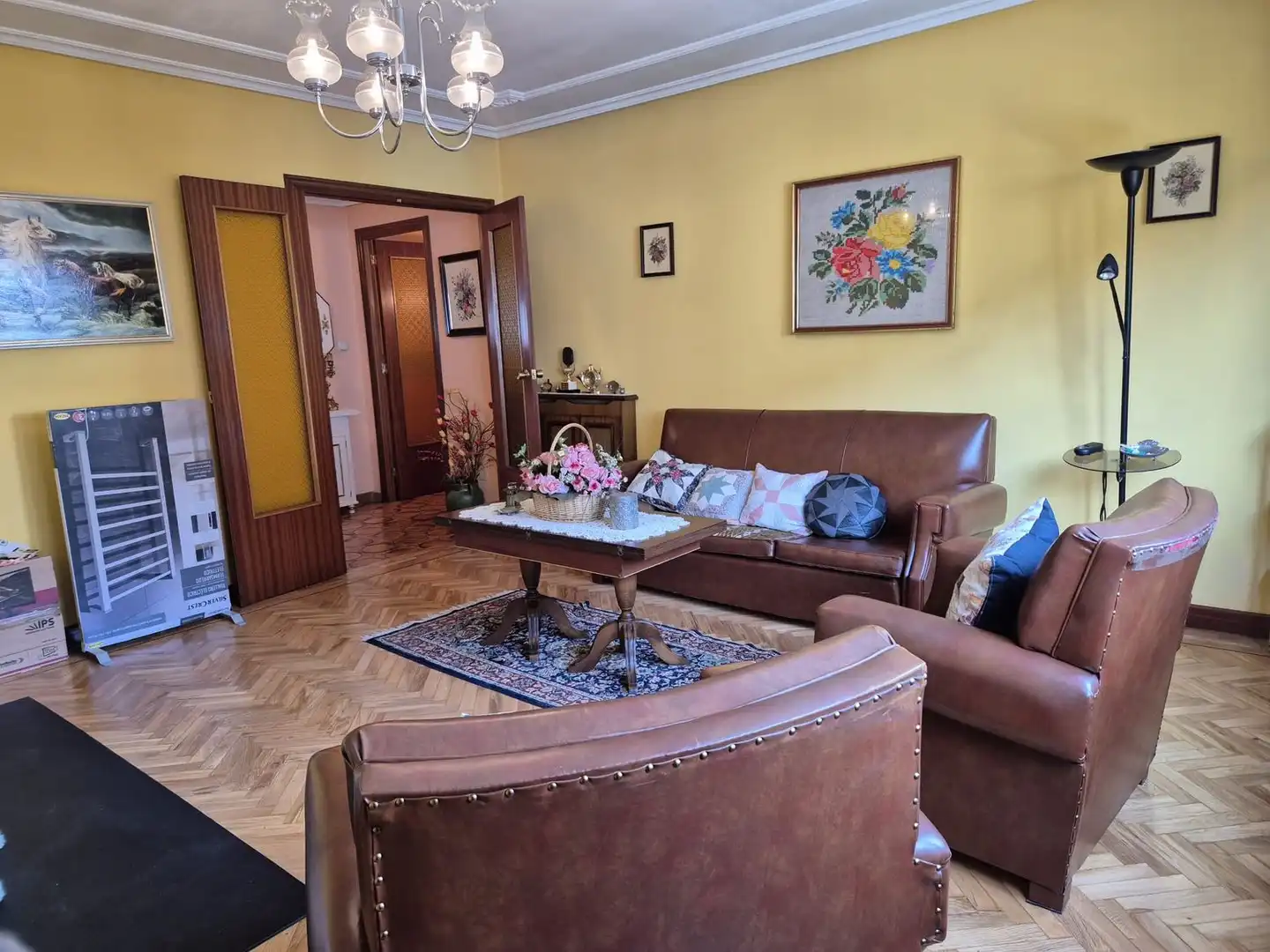 Living room of Flat for sale in Aller  with Terrace, Storage room and Swimming Pool