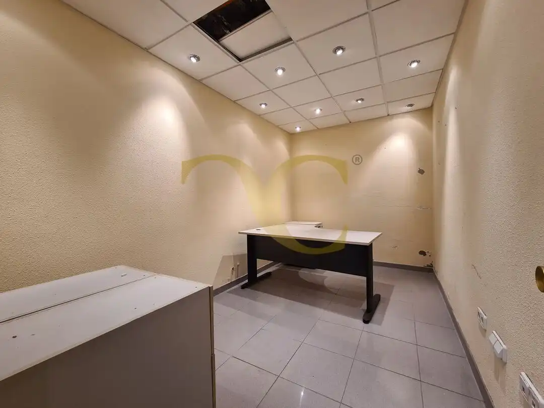 Commercial properties for rent in Gijón   with Air Conditioner