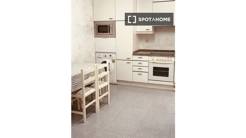 Zimmer in Área Romántica