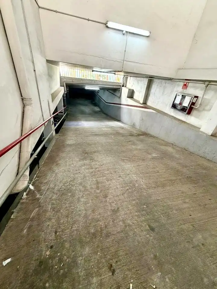 Parking à vendre à Enrique Granados, imagen 5