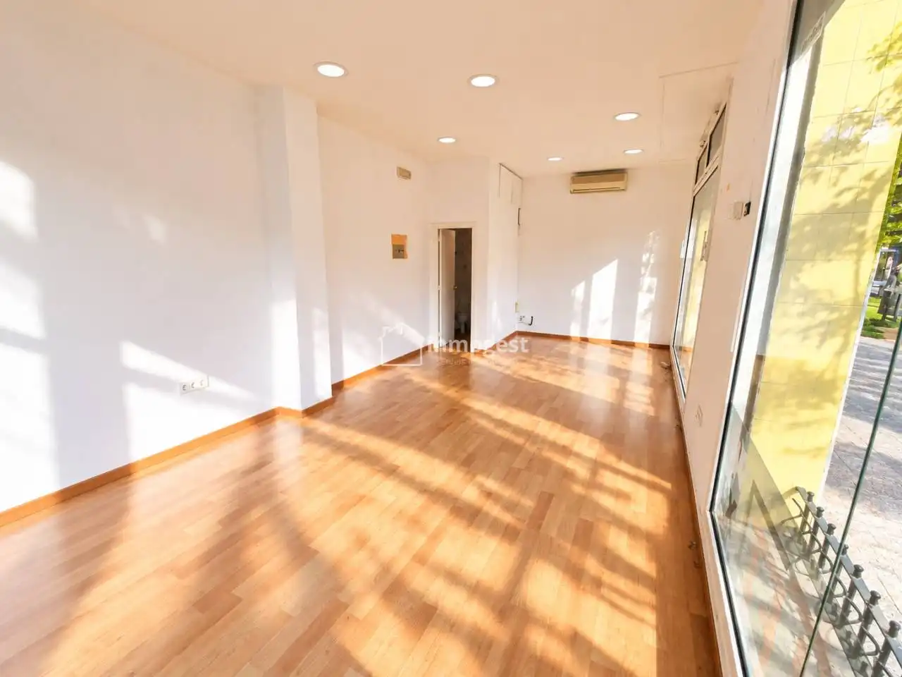 Locale commerciale in affitto a Calle ANSELM CLAVE, imagen 8