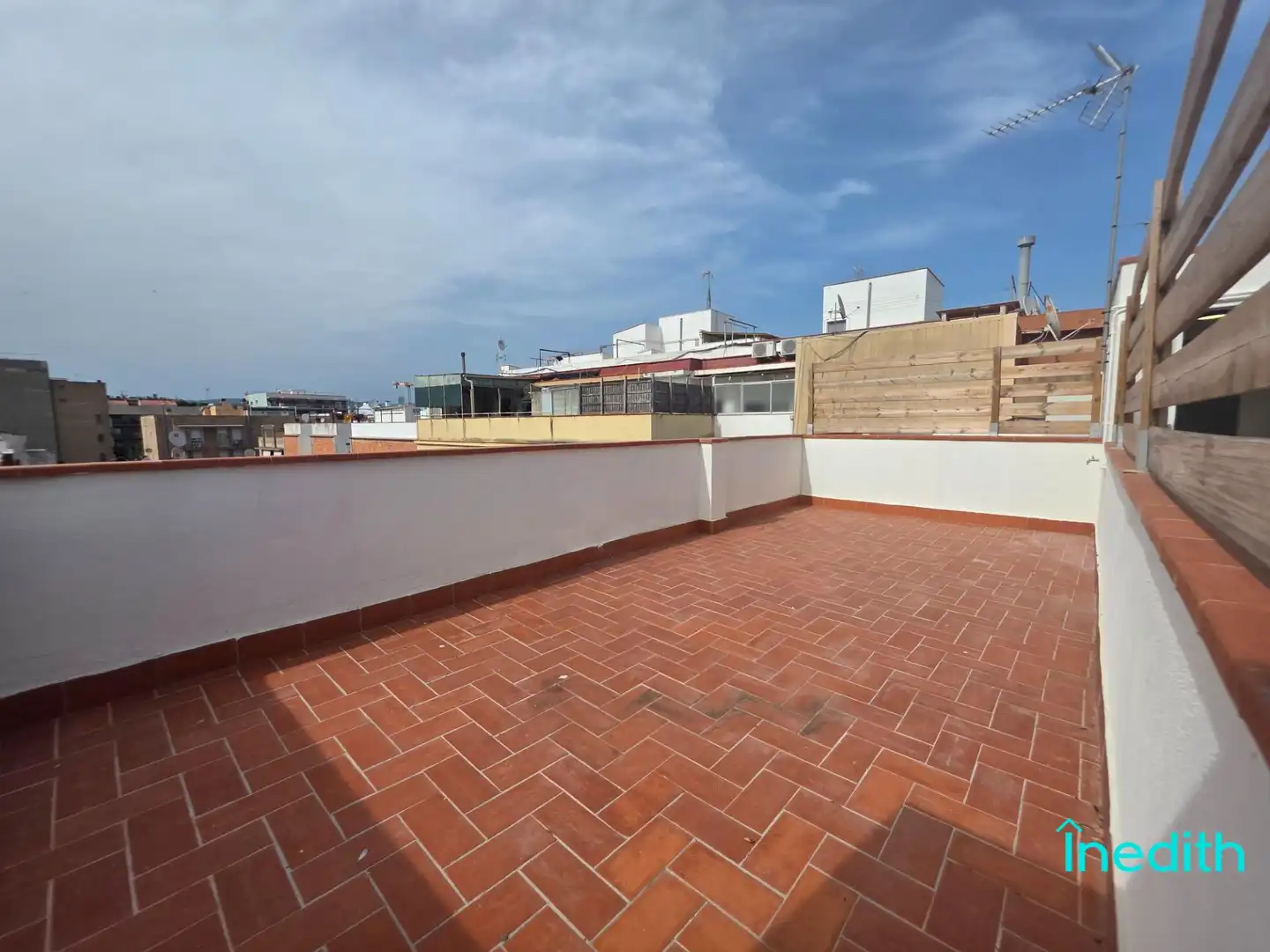 Terraza de Piso en venta en El Prat de Llobregat con Calefacción, Parquet y Terraza