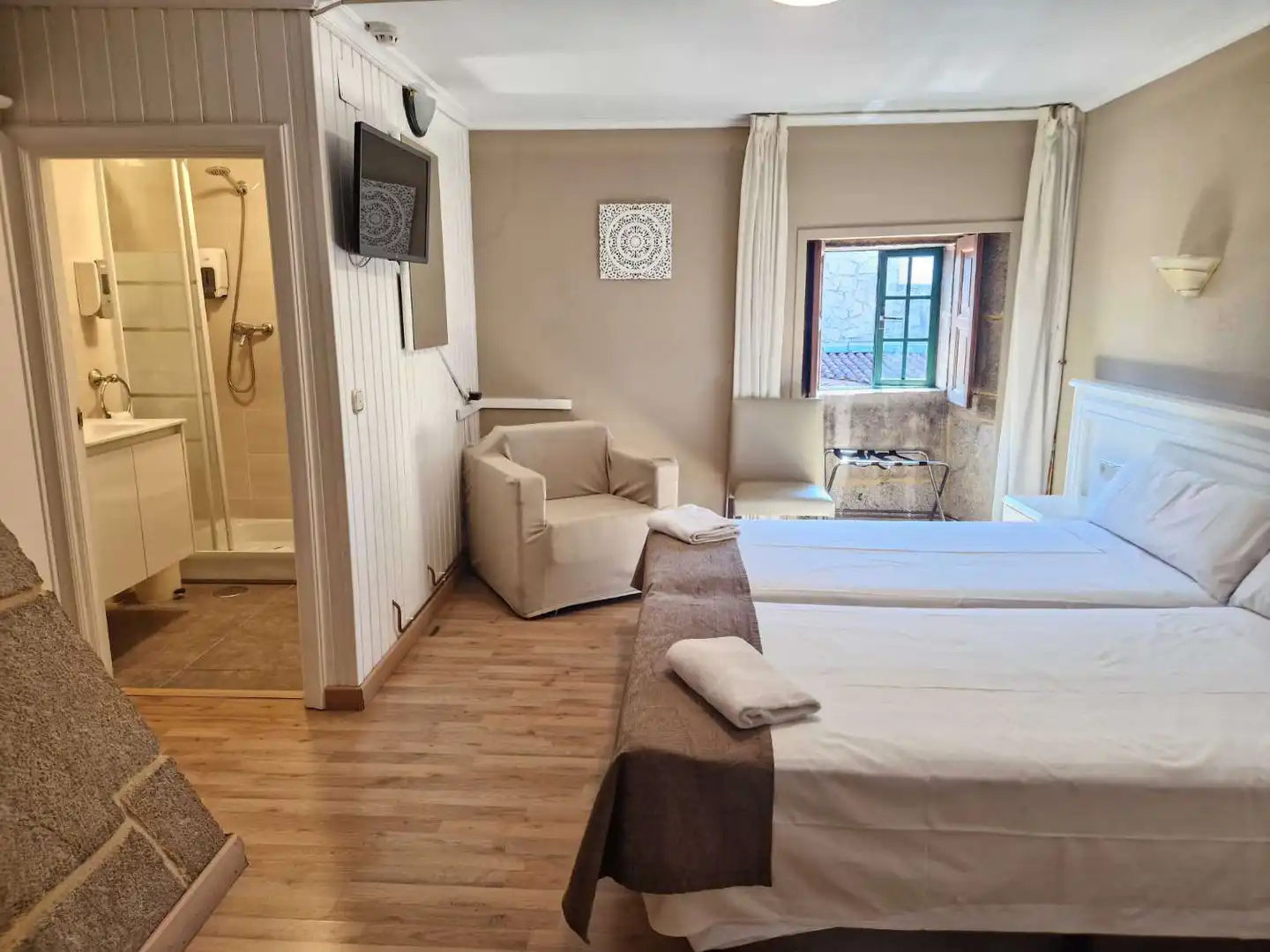 Schlafzimmer von Gebäude zum Verkauf in Brión