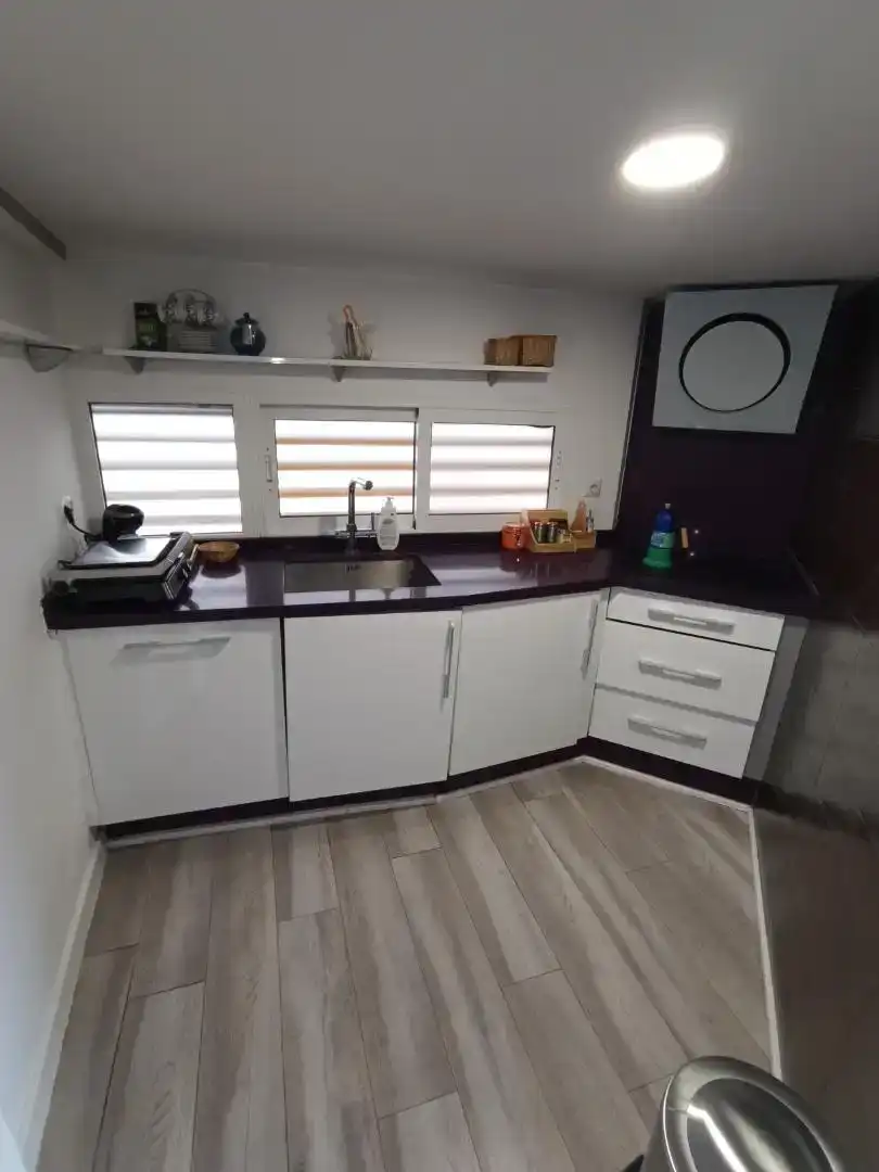 Küche von Dachboden zur Miete in Valencia mit Privatgarten, Parkett und Abstellraum