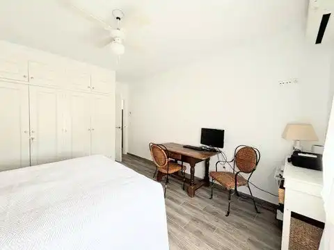 Habitación de Casa adosada en venta en Orihuela con Aire acondicionado, Calefacción y Terraza