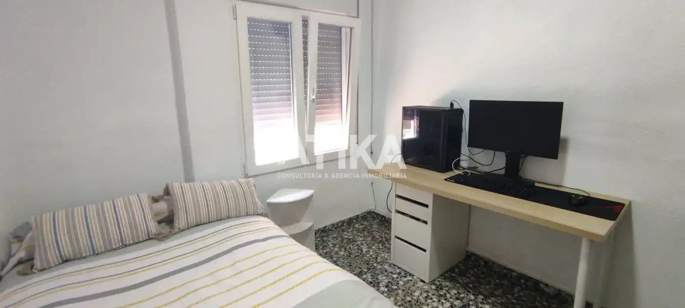 Habitación de Piso en venta en Ontinyent con Calefacción y Balcón