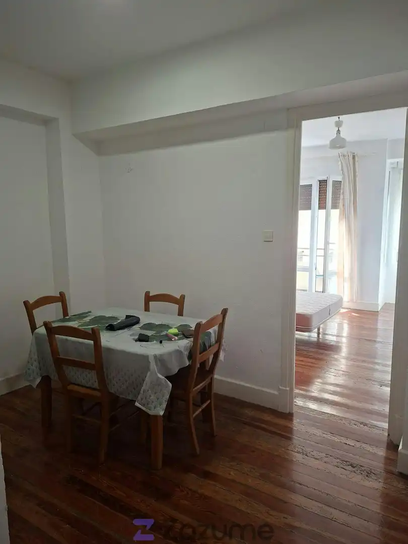 Comedor de Apartamento de alquiler en Hernani con Horno, Lavadora y Microondas