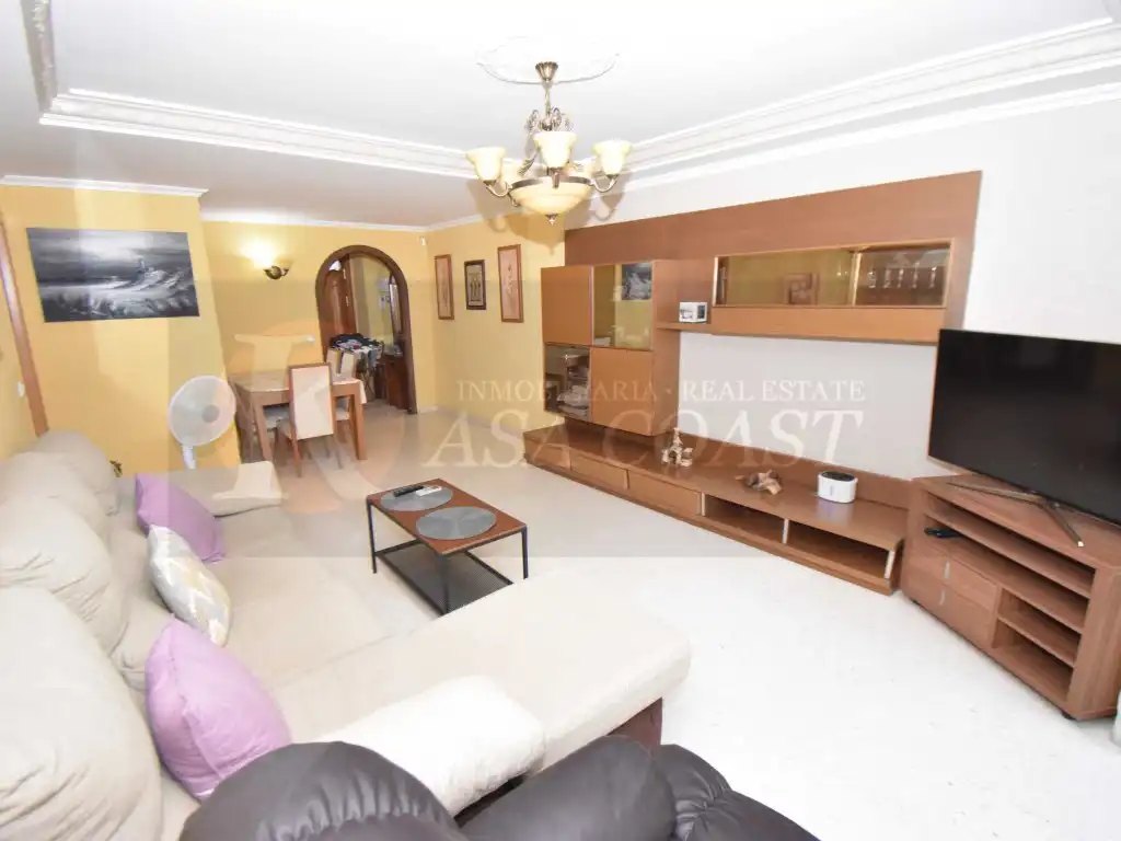 Living room of Flat for sale in Fuengirola  with Air Conditioner and Terrace